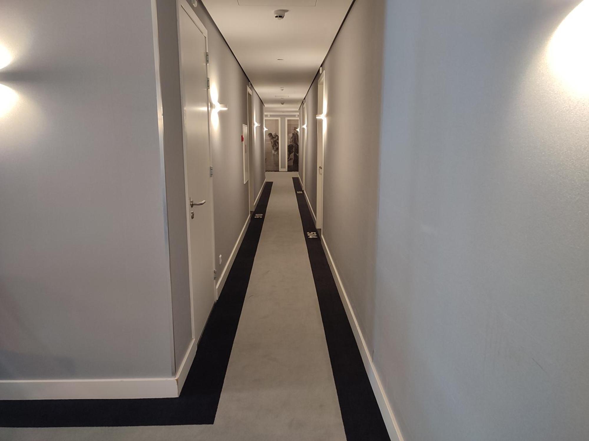 B-Aparthotel Kennedy Haag Exteriör bild