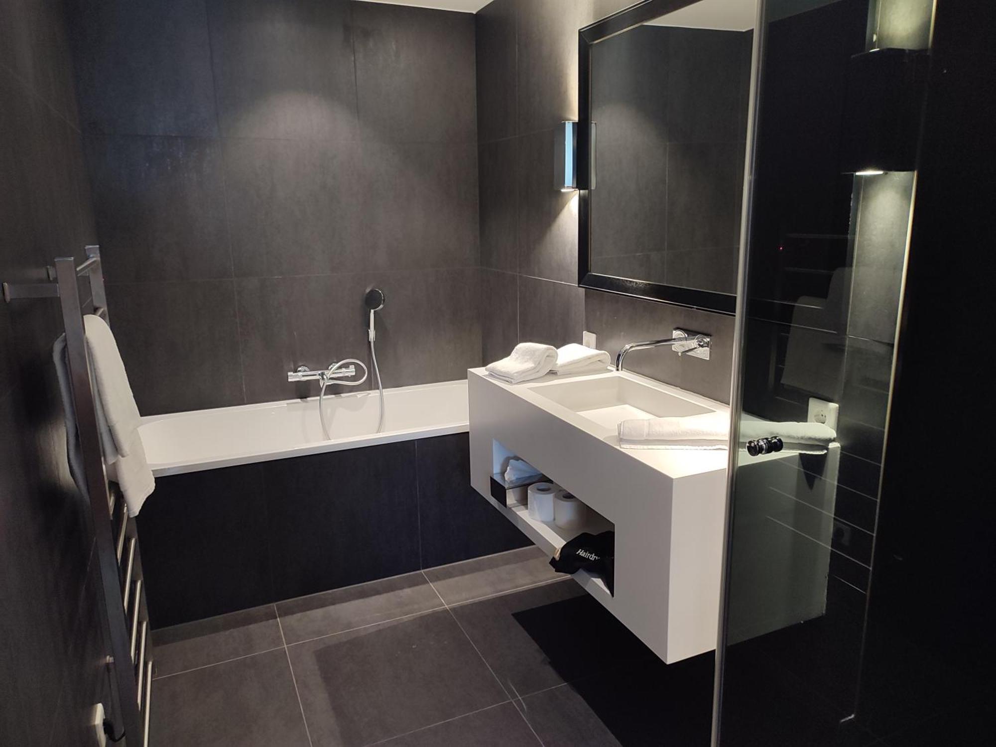 B-Aparthotel Kennedy Haag Exteriör bild