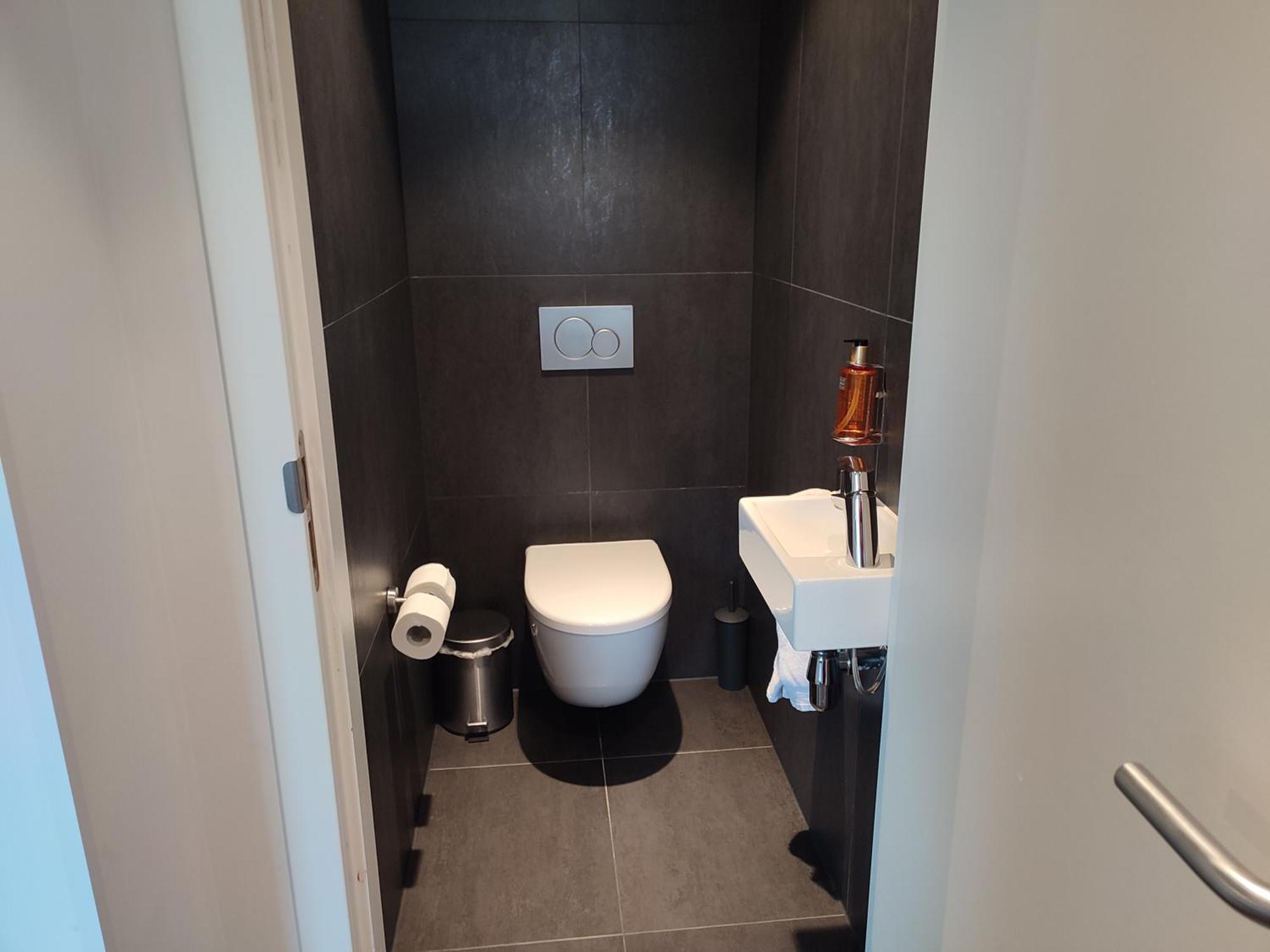 B-Aparthotel Kennedy Haag Exteriör bild