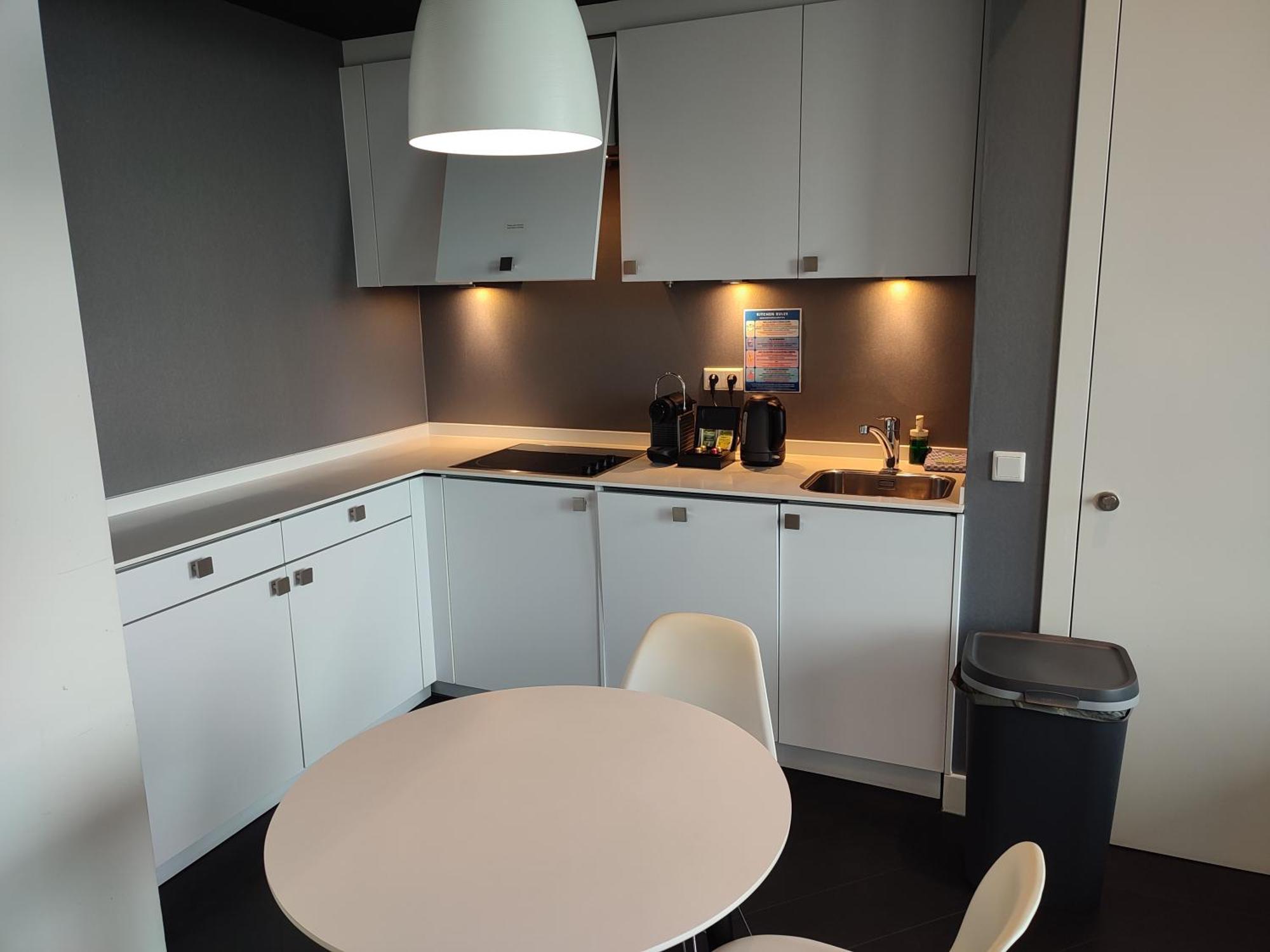 B-Aparthotel Kennedy Haag Exteriör bild